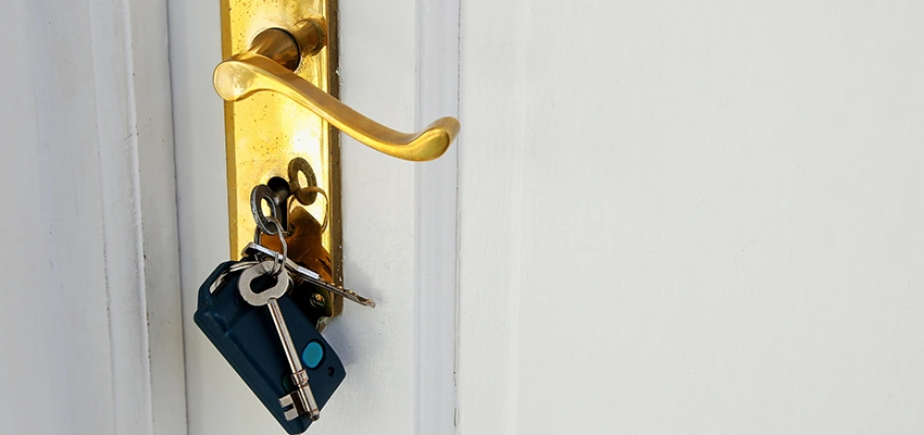 Broken Door Key Extraction in Folsom, CA